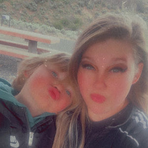 Meet your Posher, Amber